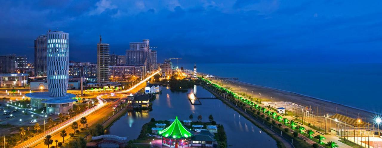 Tg Apartment Sea View Batumi Kültér fotó