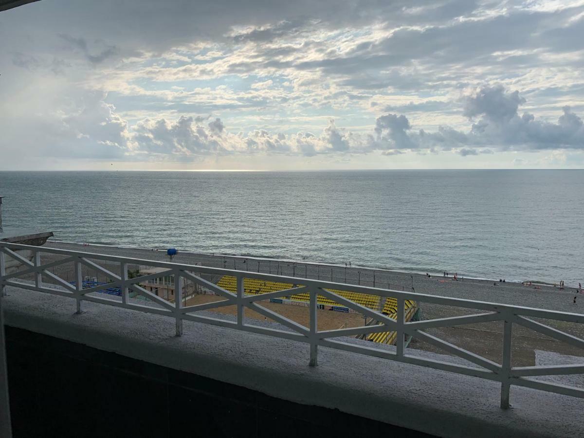 Tg Apartment Sea View Batumi Kültér fotó